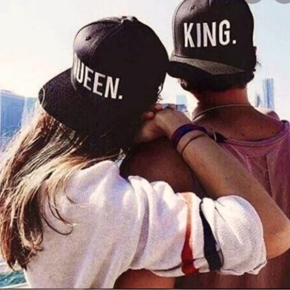 KING & QUEEN Couples Hat Set